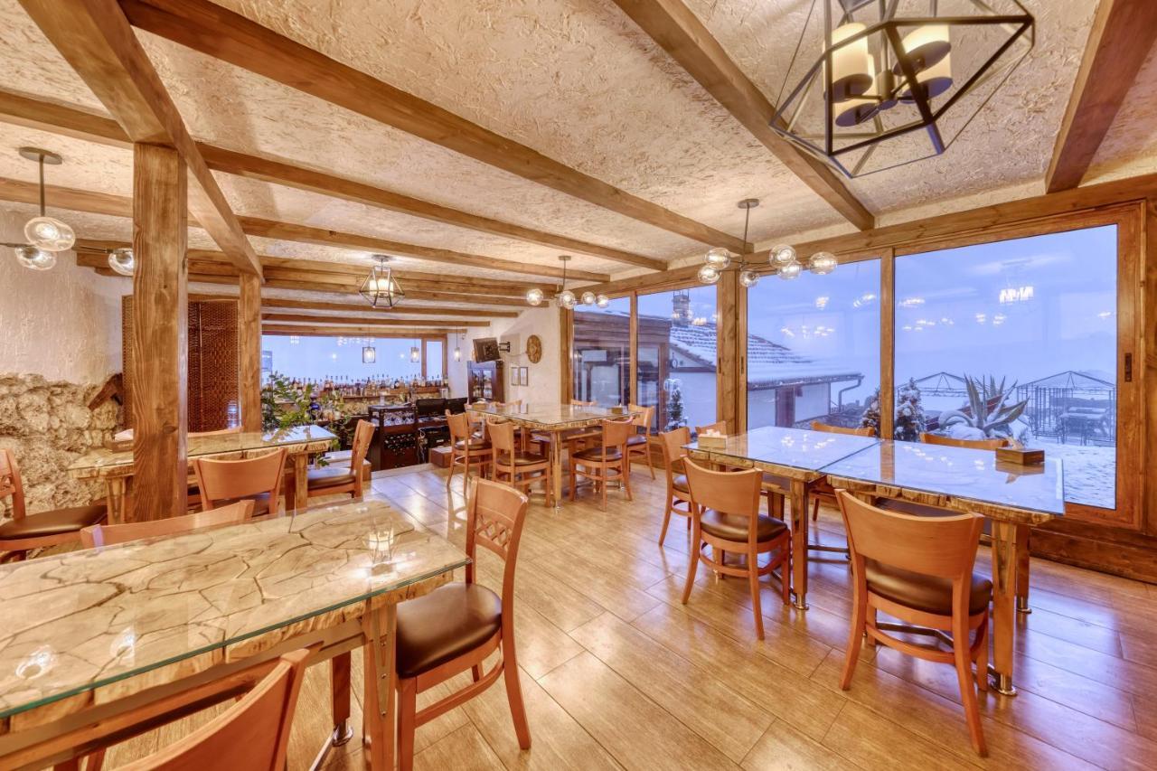 Alpine Castle Hotel Dilisan Kültér fotó